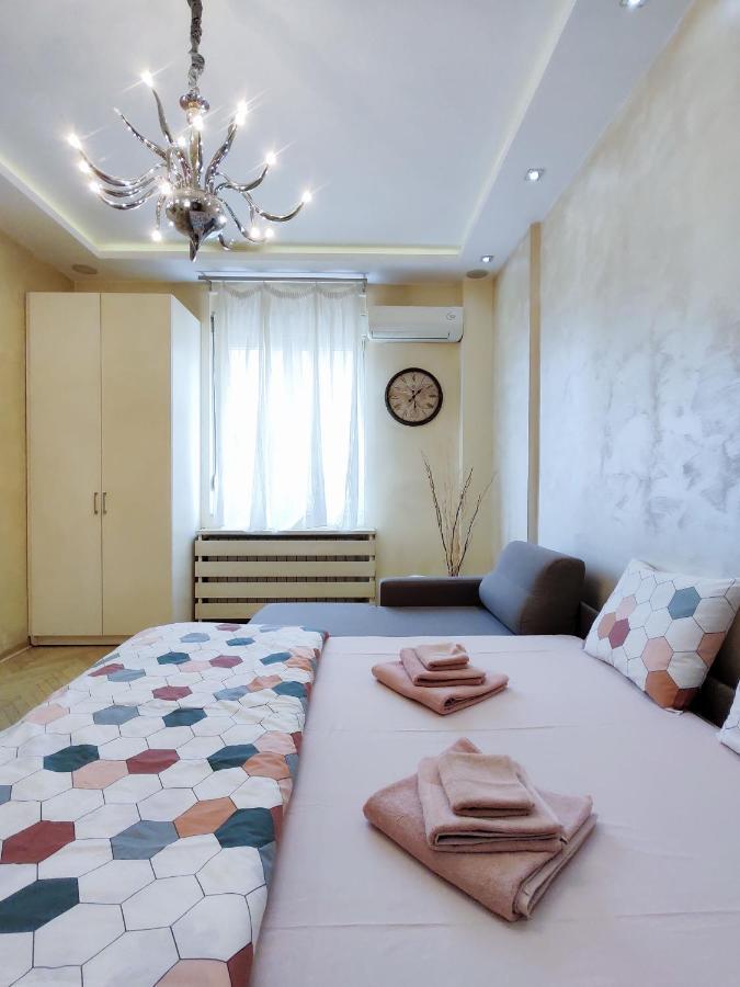 Home Center Apartment Belgrad Dış mekan fotoğraf